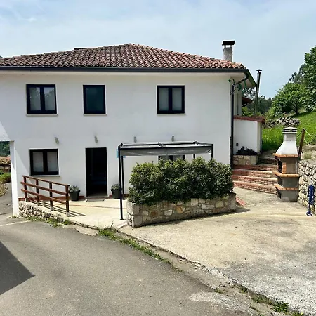 Casa El Acebal Semesterbostad